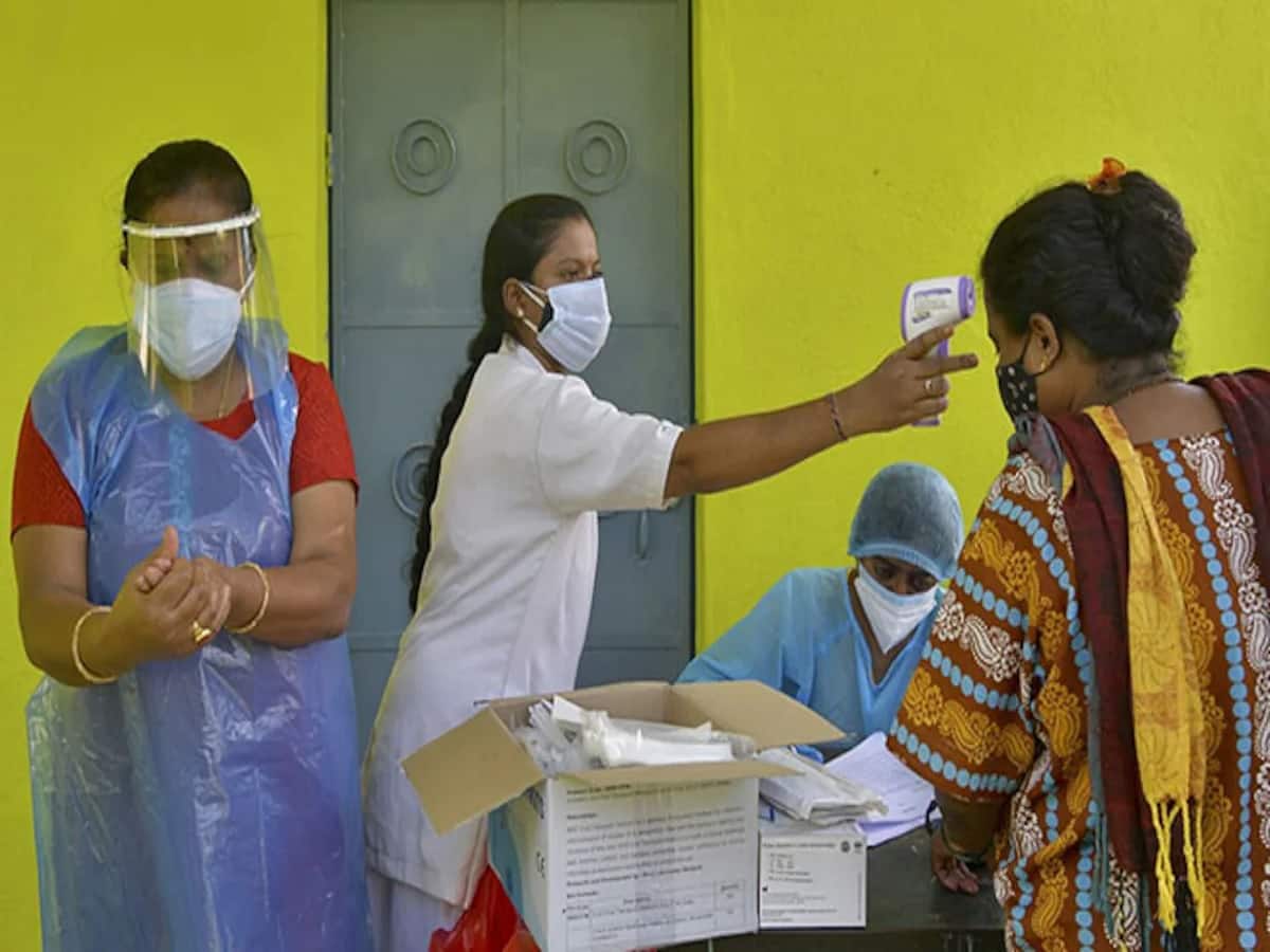 COVID-19 Live Updates: India Sees An Overall Dip In 3rd Wave Cases, But Kerala Records All-Time High Infections